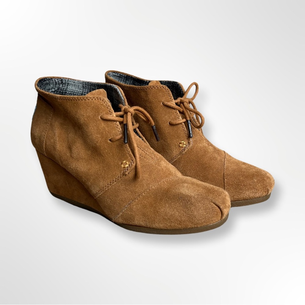 TOMS Suede Desert Wedge Lace Up Ankle Booties